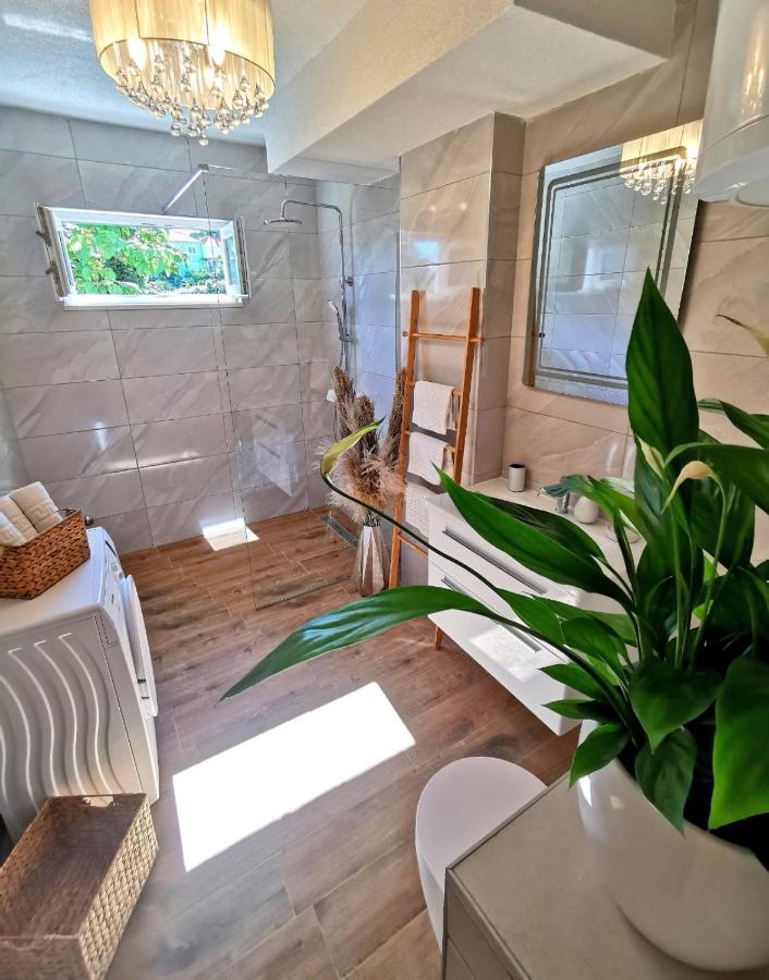 Elegance Suite Mary Оребич Екстер'єр фото